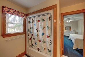 4 bedrooms, WiFi