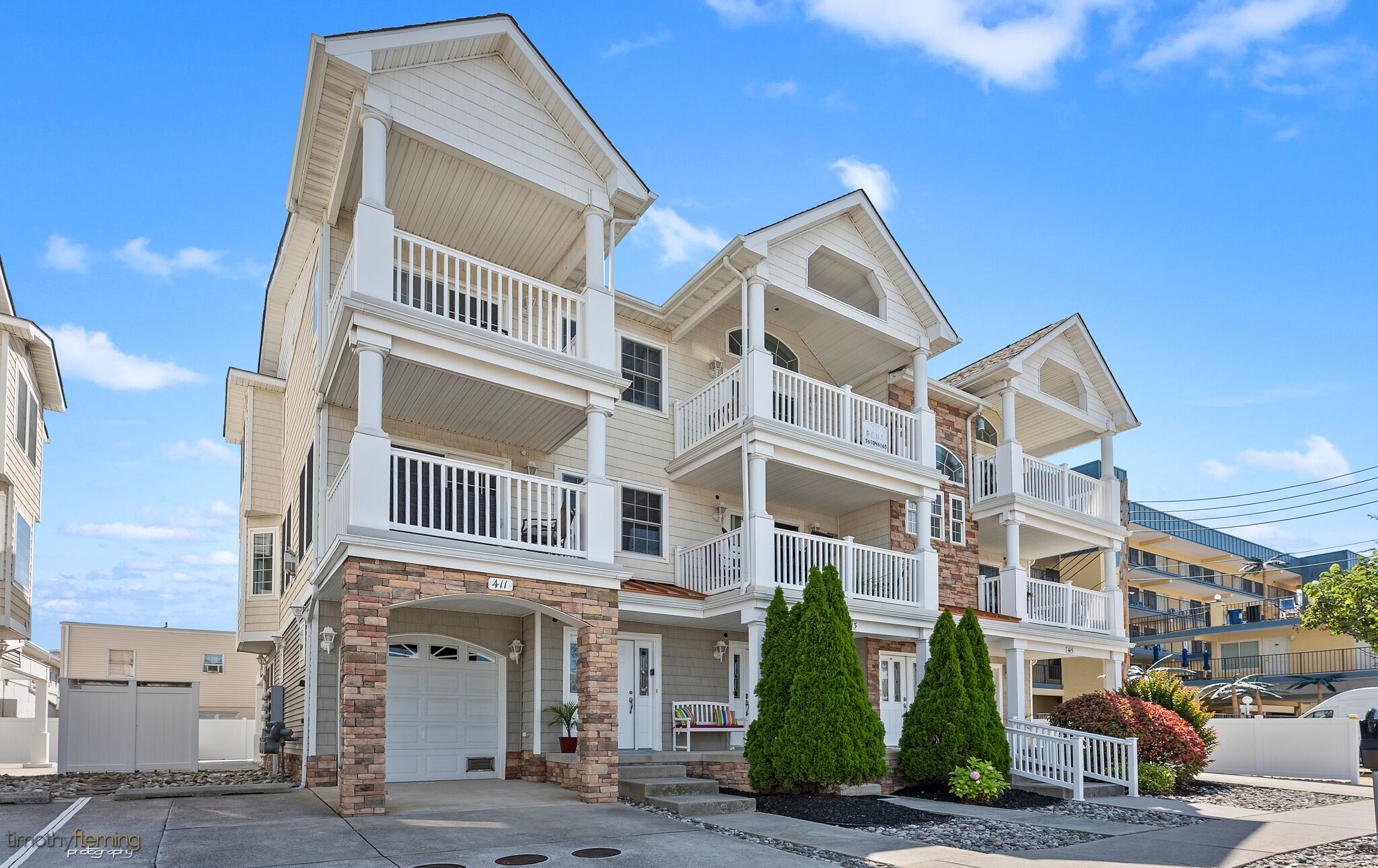 Two story beach block condo, beautifully furnished and decorated!
