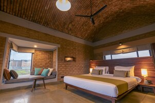 1 habitación, ropa de cama de alta calidad y escritorio 