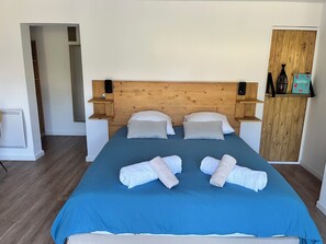 1 bedroom, WiFi, bed sheets