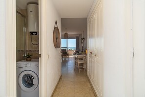 Interior - Cozy beach studio Roca Chica (Torremolinos)