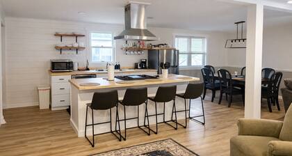 Delightful Cottage•Pet Friendly•Fenced Yard