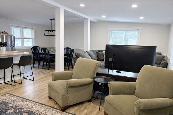 Unclassified image, 1 of 23, button - Delightful Cottage•Pet Friendly•Fenced Yard (Rehoboth Beach)