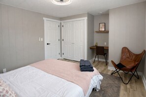 Unclassified image, 3 of 23, button - Delightful Cottage•Pet Friendly•Fenced Yard (Rehoboth Beach)