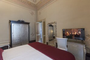 1 bedroom, in-room safe, free WiFi - Luxury Bordeaux in the center of Alghero (Alghero)