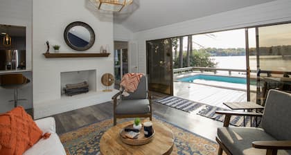 235 SW Lake Forest - Pinehurst Lake House With Hot Tub & Pool - 6 Bedrooms