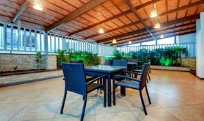 Rooftop terrace - Treebo Primeland Suites, Mailasandra (Bengaluru)