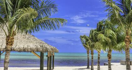 Oceanfront Keys Escape | Private Beach & Pool | 3 Acres