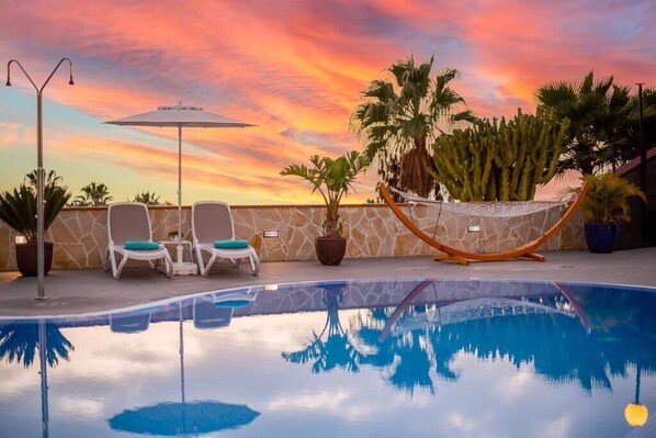 Outdoor pool, a heated pool