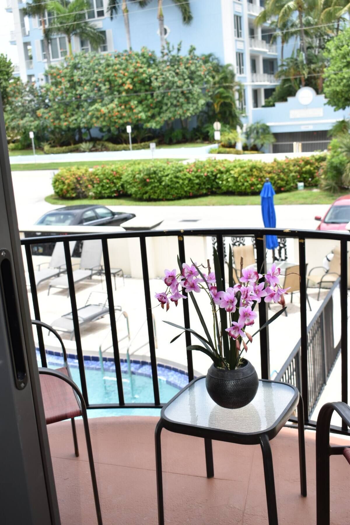 premium studio, partial ocean view | terrace/patio