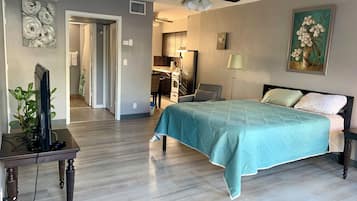 Pool View King | Individually furnished, free WiFi, bed sheets