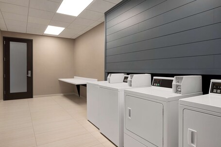 Homewood Suites by Hilton Indianapolis Downtown IUPUI - Image 47