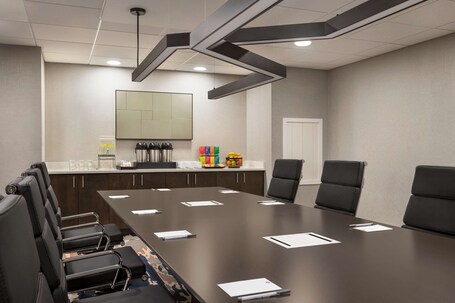 Homewood Suites by Hilton Indianapolis Downtown IUPUI - Image 27