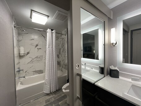 Homewood Suites by Hilton Indianapolis Downtown IUPUI - Image 22