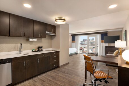 Homewood Suites by Hilton Indianapolis Downtown IUPUI - Image 36