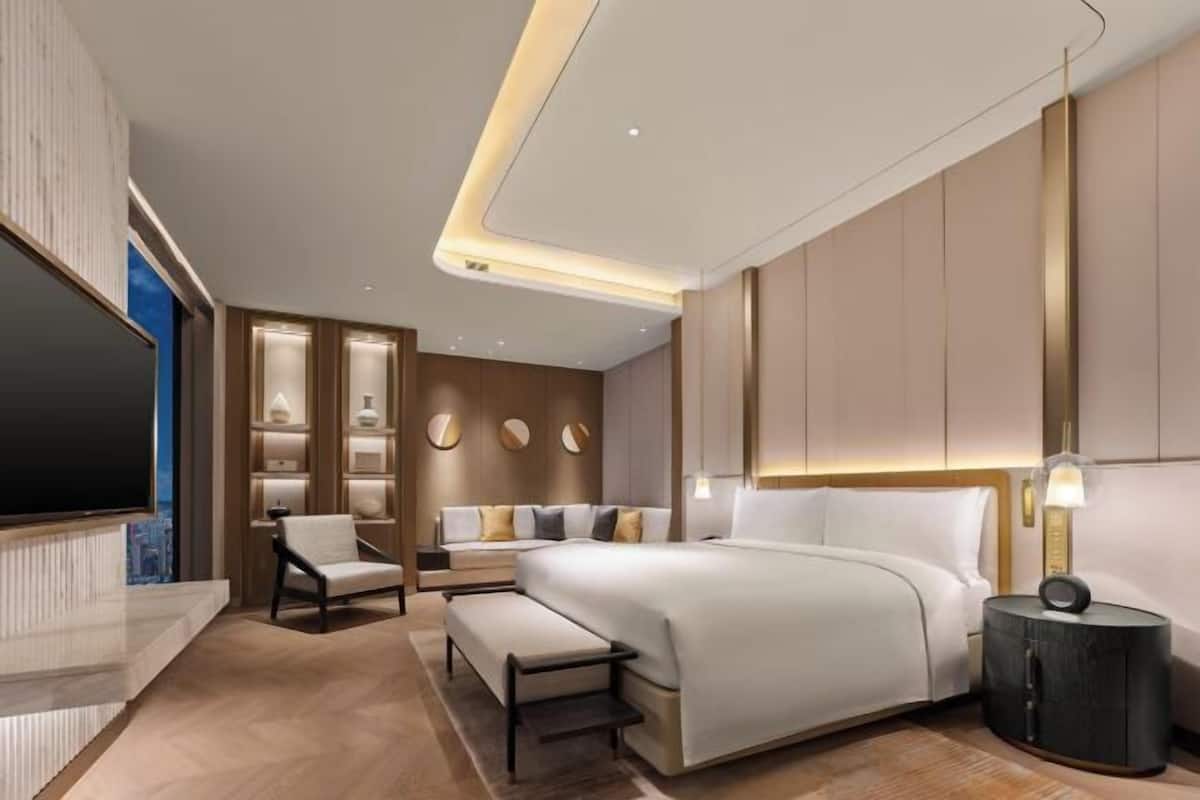 1 bedroom, premium bedding, Select Comfort beds, minibar
