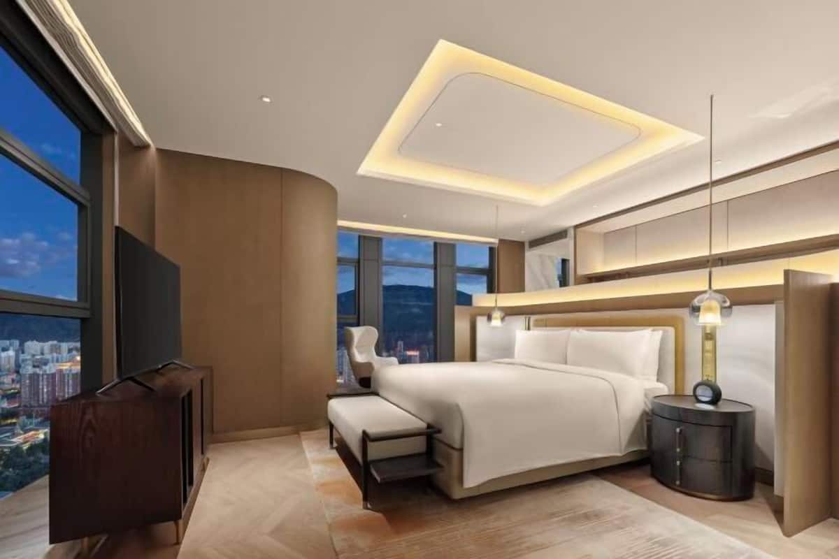 1 bedroom, premium bedding, Select Comfort beds, minibar