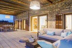 Outdoor dining - New! Villa Can Ginebra (Sant Josep de Sa Talaia)