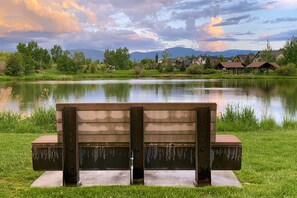 Property grounds - Mountain Studio - luxury finishes in upscale neighborhood, e-bikes included! (Bozeman)