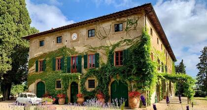 Exclusively Yours: a Luxurious Retreat with Delicious Food & Wine Included