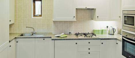Dishwasher, freezer