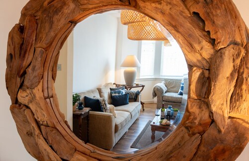 Bryn Awel Bach: 2-Bed Apartment in Central Rhosneigr | Managed by Anglesey Holiday Lettings