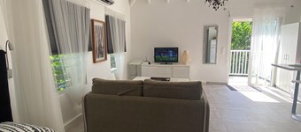 5mn de la plage /studio Jasmin