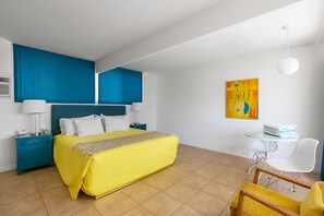 1 bedroom, desk, iron/ironing board, free WiFi - Monkey Tree Hotel 4 by AvantStay | Stylish Hotel in Palm Springs w/ Pool! (Palm Springs)