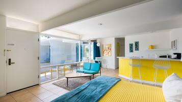 1 dormitorio, escritorio, tabla de planchar con plancha y wifi gratis