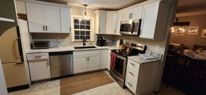 雪櫃、洗碗機、咖啡機/沖茶器、多士爐