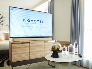 Superior Double Room, 1 Double Bed with Sofa bed | Hypo-allergenic bedding, minibar, in-room safe, desk - Novotel Tunis Lac (Tunis)