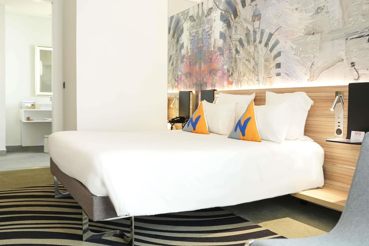 Junior Suite, 1 Double Bed | 1 bedroom, hypo-allergenic bedding, minibar, in-room safe