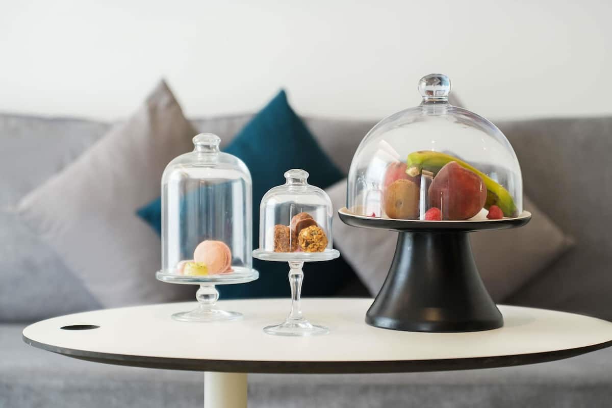 Suite junior, 1 cama matrimonial | Ropa de cama hipoalergénica y minibar