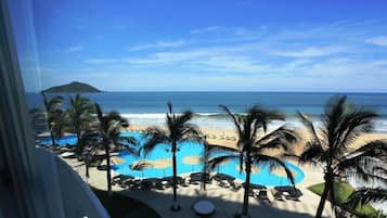 An infinity pool