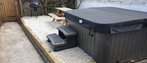 Family House, Private Bathroom, Courtyard View | Exterior