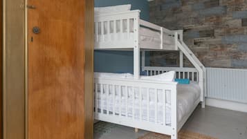 Family House, Private Bathroom, Courtyard View | 4 bedrooms
