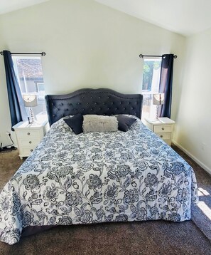 3 bedrooms, free WiFi, bed sheets