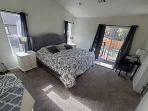 3 bedrooms, free WiFi, bed sheets
