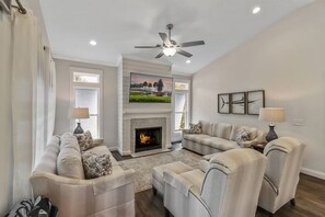 Unclassified image, 5 of 36, button