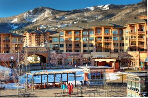 Outdoor pool, a heated pool - Sunrise Lodge by HIlton Grand Vacations (Park City)