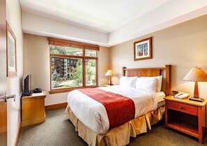 2 bedrooms, desk, iron/ironing board, free WiFi - Sundial C315 | Ski-in/Ski-out | Fireplace | Jetted Tub | Mountain Views | Pools & Hot Tubs (Park City)