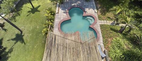 Alberca al aire libre