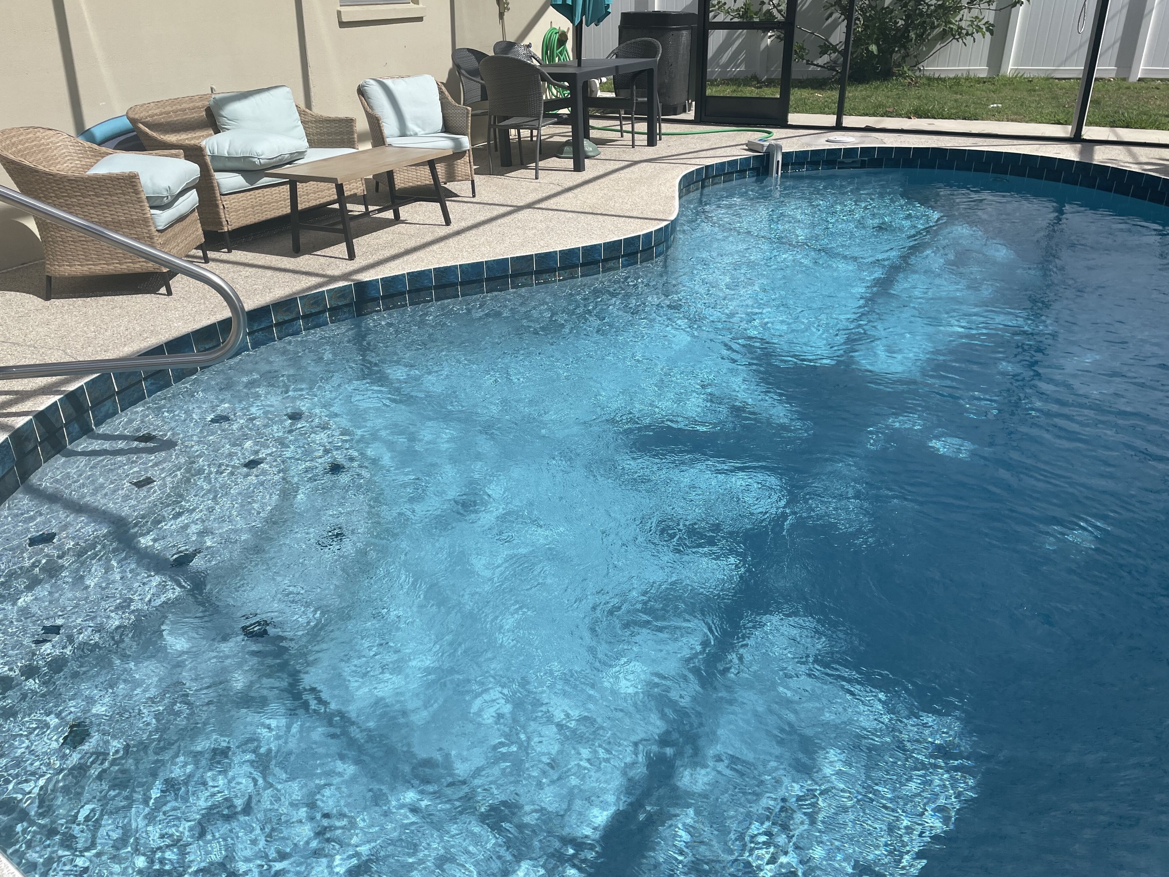 Piscine extérieure, piscine chauffée