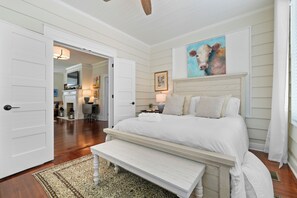 5 chambres, fer et planche à repasser, Wi-Fi gratuit, draps fournis