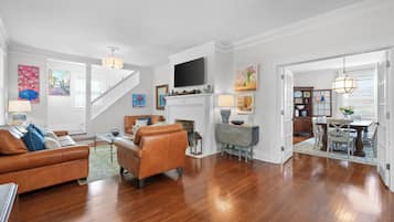 Smart TV, fireplace, offices