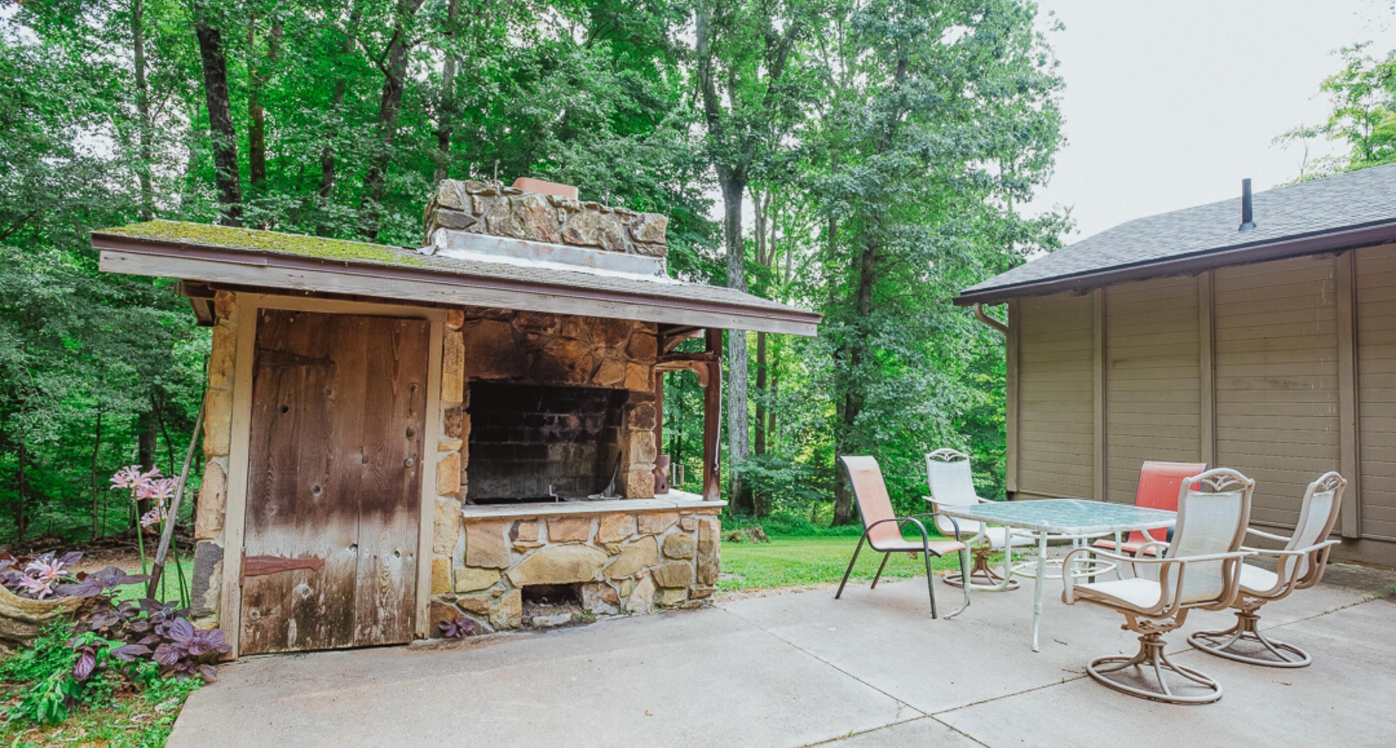 Top 12 Pet-Friendly Cabins In Brown County, Indiana | Trip101