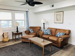 Smart TV -  Close to the beach, no crowds, no traffic, no hassle, no stress! (Mexico Beach)