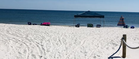 Beach nearby, sun-loungers