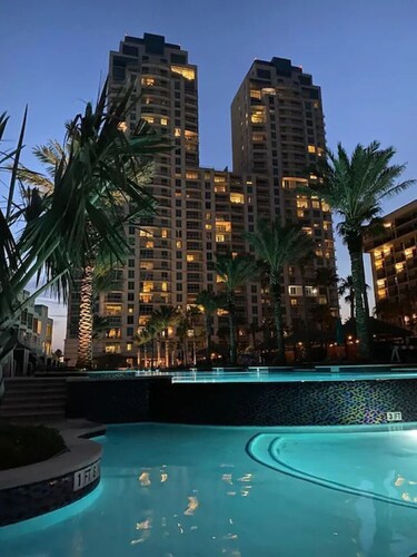 Sapphire Luxury Beachfront Condo on the 17th Floor, Amazing Views, Best Beaches