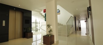 OYO Premium Kakkanad Civil Station